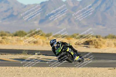 media/Jan-11-2025-CVMA (Sat) [[ddeb3f563a]]/Race 13-Amateur Supersport Open/